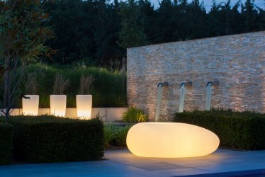 pool-trevia-und-storus.jpg